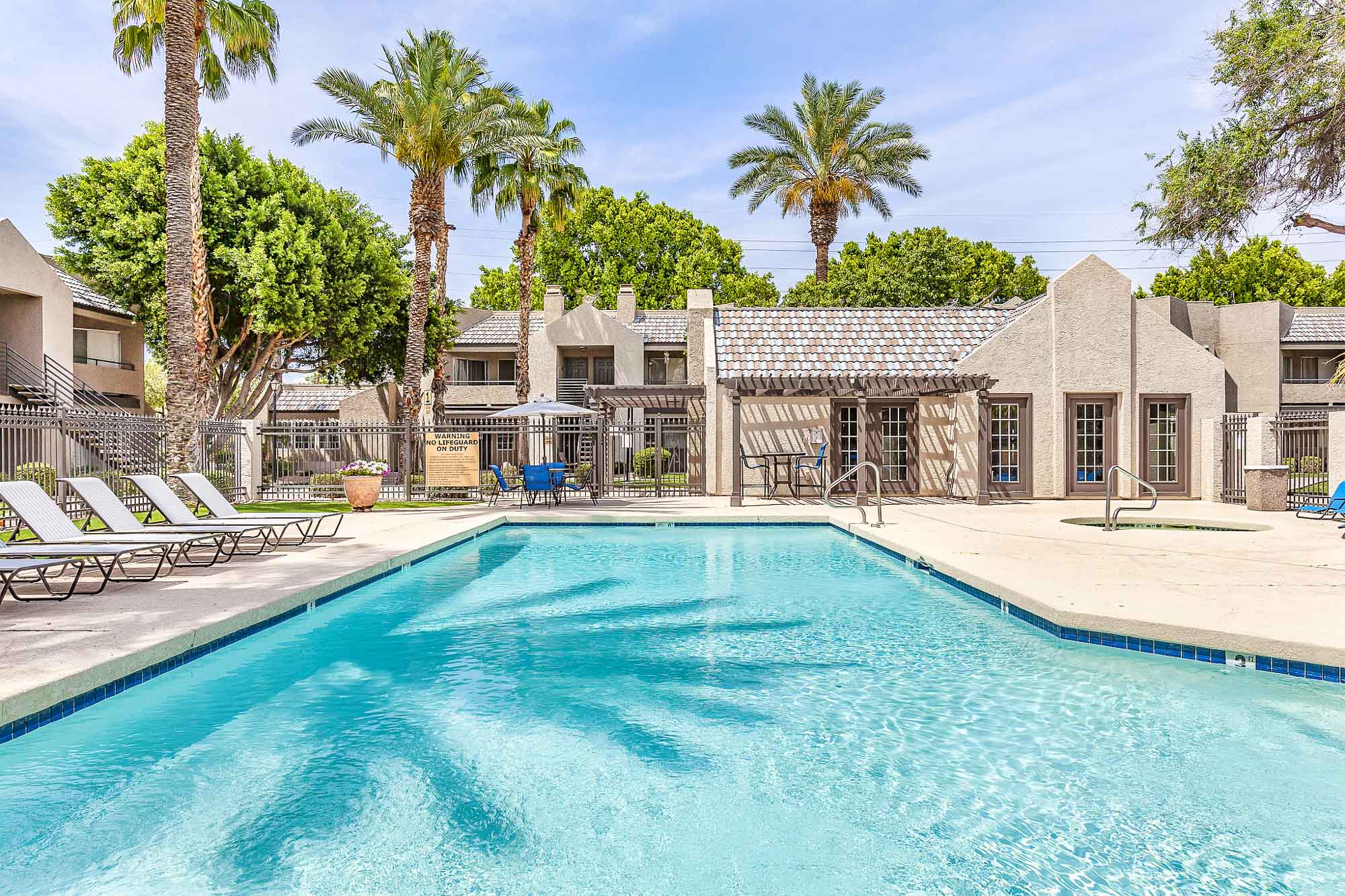 The pool at Meadow Glen in Phoenix, AZ.