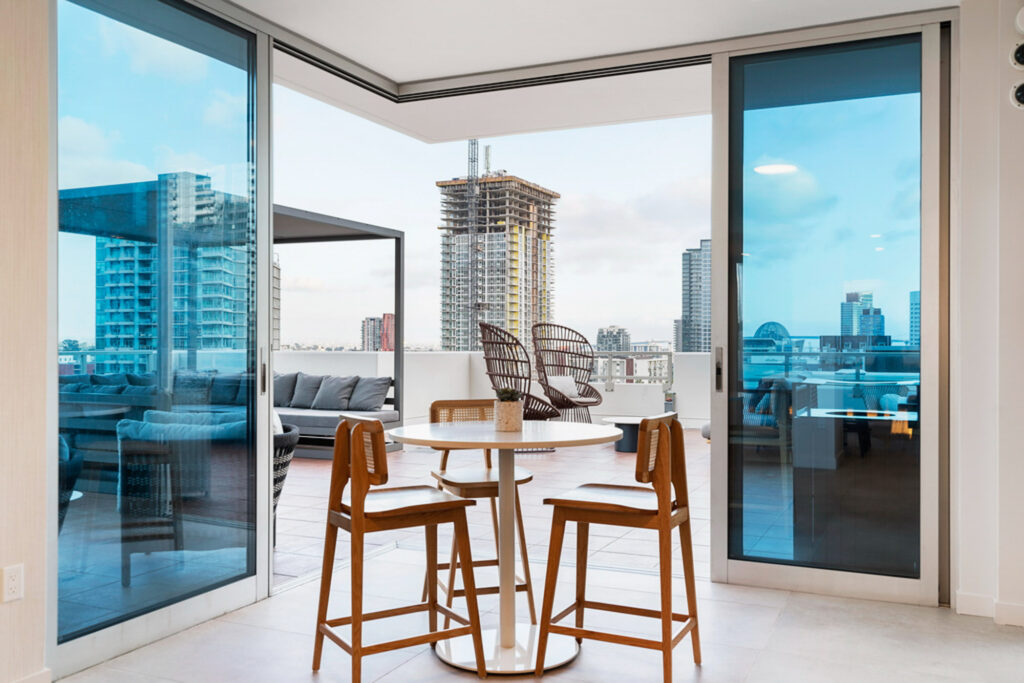 Terrace lounge at Vantage Pointe apartments in San Diego, CA